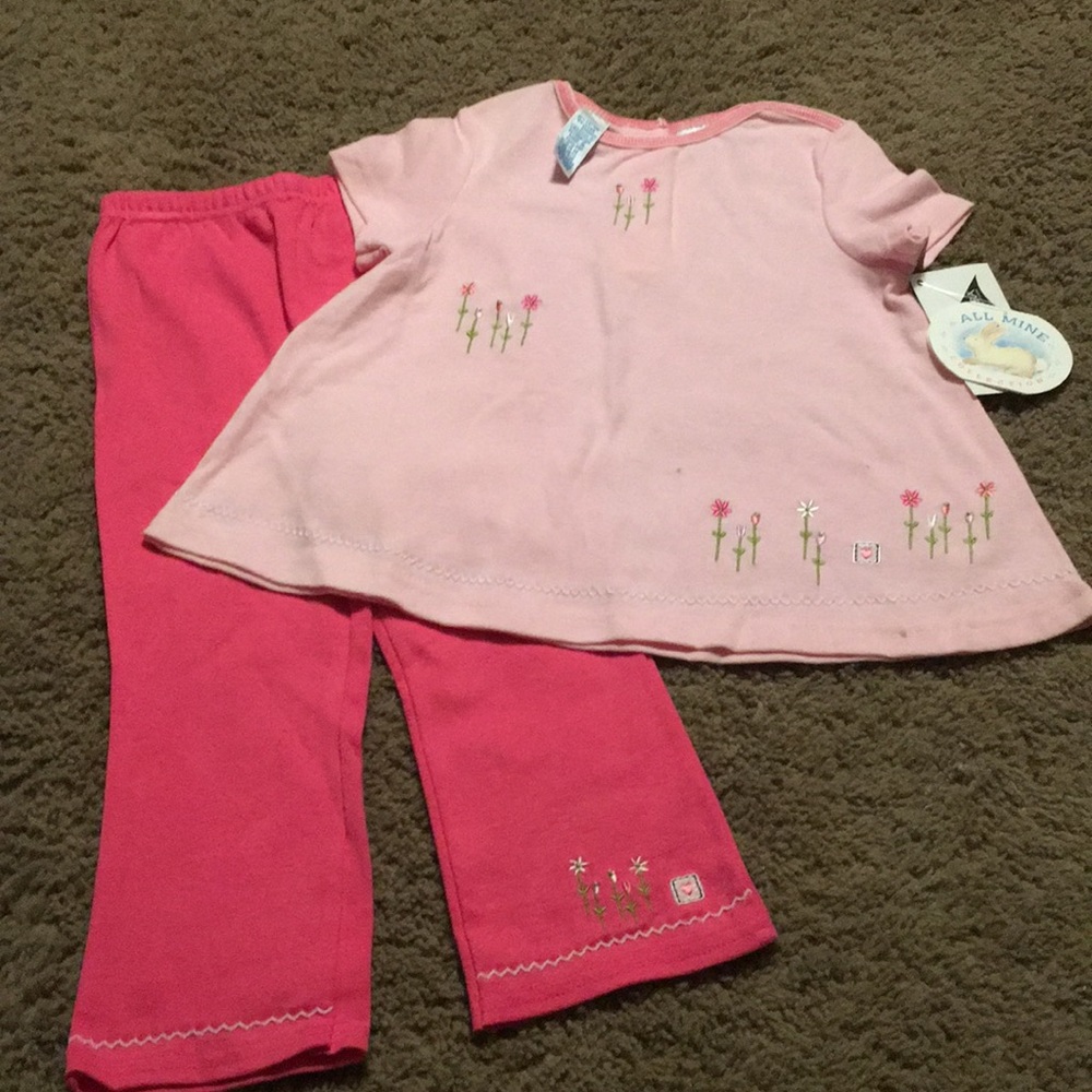 NWTs Vintage All Mine 2 pc pink pant set Sz 24 mo